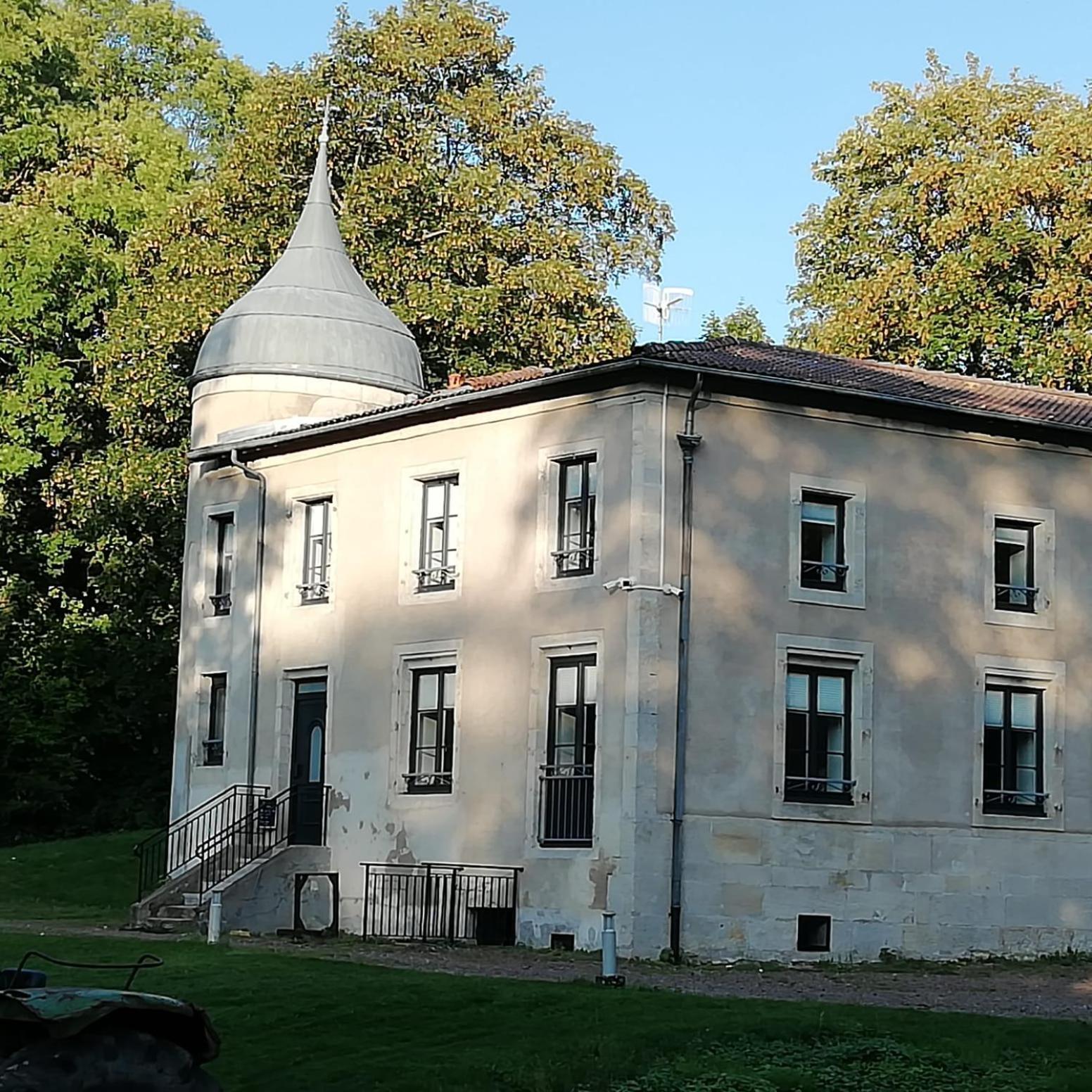 Lodge Hôtel de Sommedieue Verdun Eksteriør billede